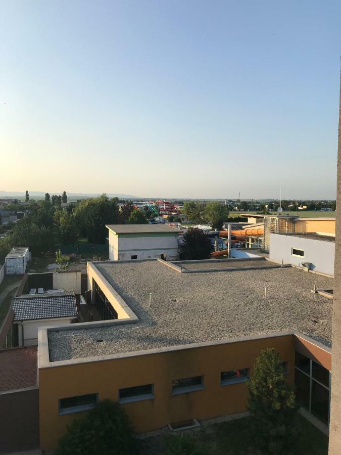 Apartment Sun Lakes - Sever Senec Εξωτερικό φωτογραφία